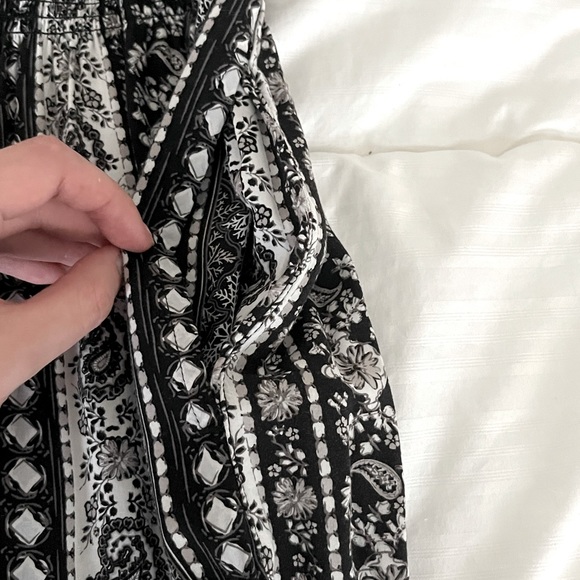 Garage Black and White Floral Jumpsuit - Picture 5 of 6